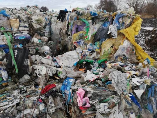 Czy mamy do czynienia z kolejnym nielegalnym wysypiskiem śmieci?! (AKTUALIZACJA)