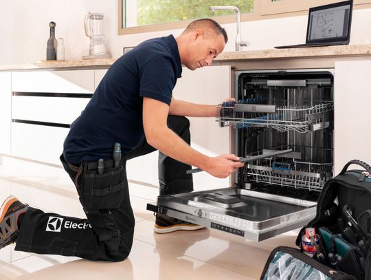 Czym jest stały koszt naprawy AGD Electrolux?