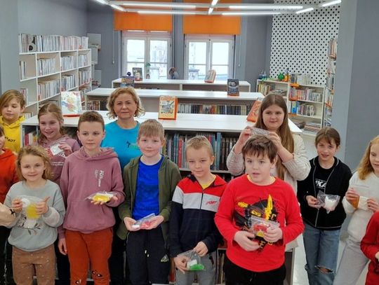 Czytamy i kreatywnie spędzamy czas w Bibliotece "Pod Sową"