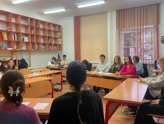 Debatowali w formule oksfordzkiej