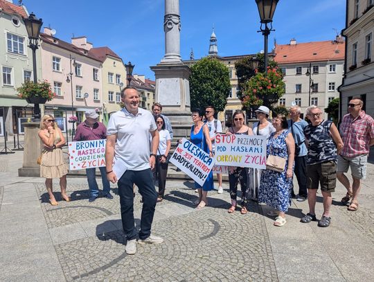 Demonstracja w kontrze do "obrońców życia"