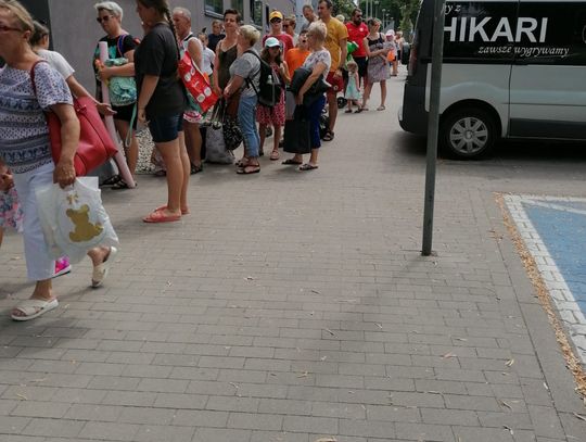 Dlaczego basen w Oleśnicy jest czynny od godziny 12?