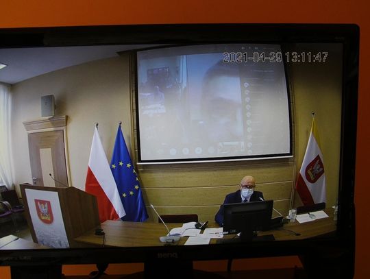 Dlaczego Rada Miasta Oleśnicy obraduje wciąż online?