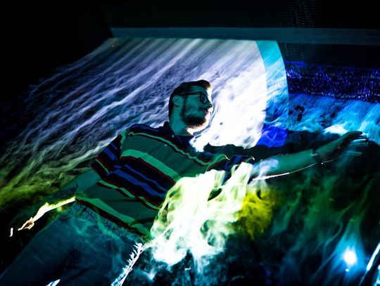 Dotknij chmur w Hydropolis