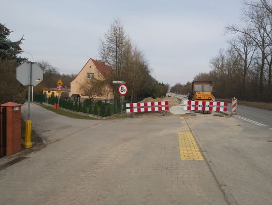 Dotychczasowa zmiana organizacji ruchu na ulicy Warszawskiej potrwa jeszcze miesiąc