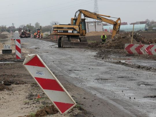 Drogowcy na  Łukanowskiej w Oleśnicy