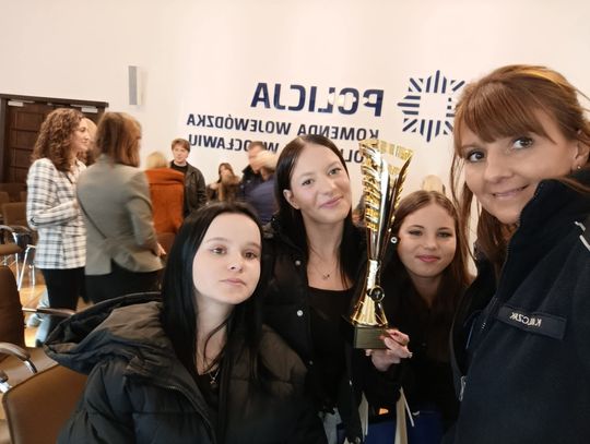 Drużyna CKiW OHP w Oleśnicy wygrała Finał Wojewódzkiego Konkursu Wiedzy o Policji