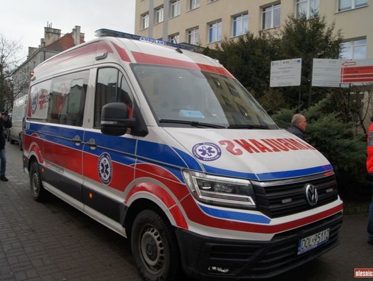 Dwie nowe karetki w Oleśnicy