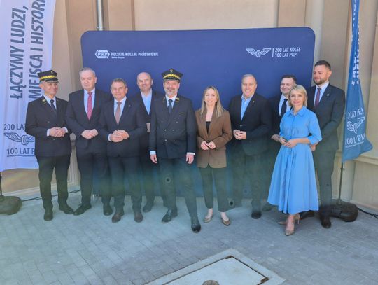 Dworzec kolejowy w Oleśnicy uroczyście otwarty z udziałem VIP-ów