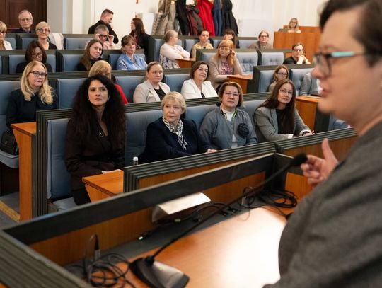 Dyrektorki SP7 i SP4 na spotkaniu z wiceminister edukacji Katarzyną Lubnauer