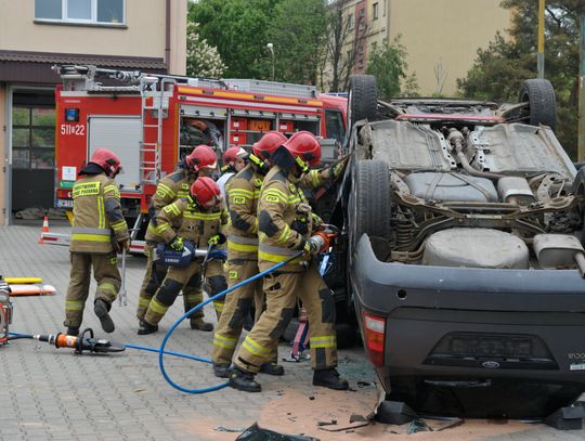 Dzień Otwartej Strażnicy w Komendzie Powiatowej Państwowej Straży Pożarnej w Oleśnicy