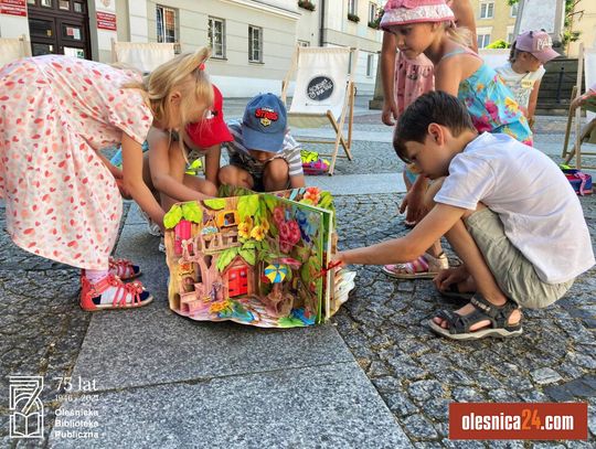  Dzień "Pustej Klasy" z biblioteką w Oleśnicy  