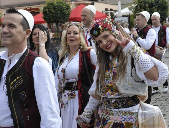 Folklor z całego świata w Oleśnicy