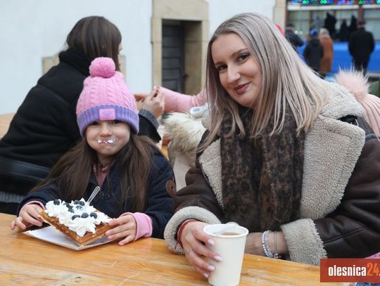 Gdzie zapach piernika spotyka nadzieję – Twardogóra w świątecznym rytmie wspólnoty