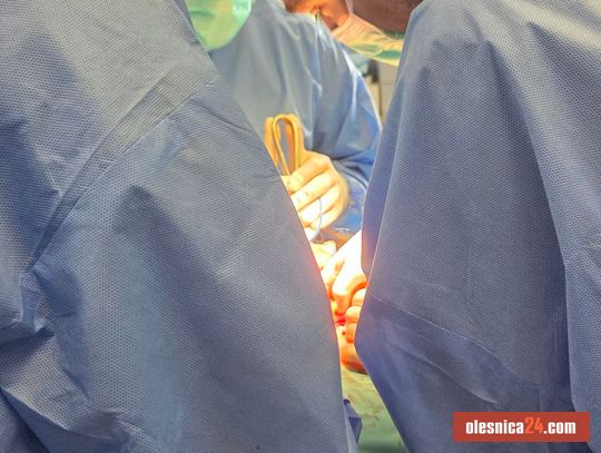 Gigantyczny guz usunięty w Oleśnicy! Lekarze przeprowadzili niezwykle trudną operację