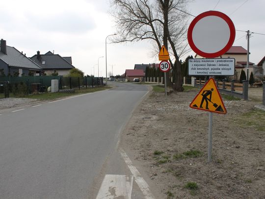 Gmina Oleśnica z dotacją na drogę zniszczoną przez objazdy