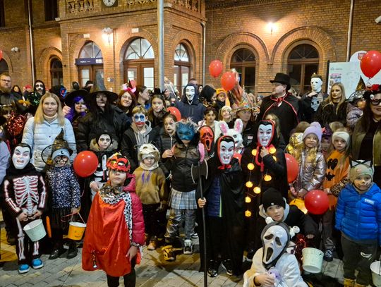 Halloweenowy pochód przeszedł przez Oleśnicę