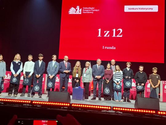 „Historia mówi przez pokolenia” – uczniowie Szkoły Podstawowej nr 7 wzięli udział w Dolnośląskim Kongresie Pamięci Narodowej
