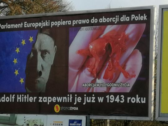 Hitler na billboardzie przed Oleśnicą
