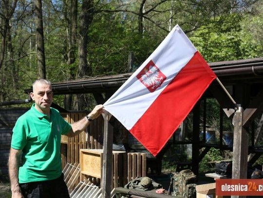 Huknęło na cześć flagi!
