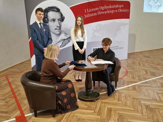 I Liceum w Oleśnicy nawiązuje współpracę z Uniwersytetem Wrocławskim