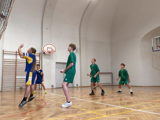 I Turniej Sportowy o Puchar Dyrektorów SP7 i I LO