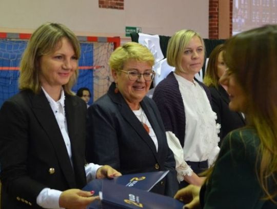 II Liceum Ogólnokształcące w Oleśnicy obchodziło święto nauczycieli