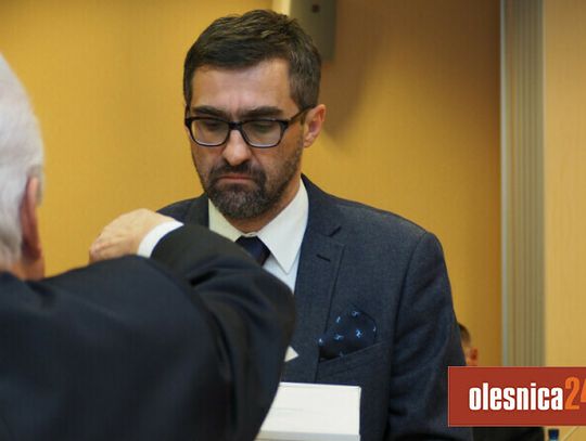 II LO w Oleśnicy bez dyrektora! Dlaczego Adam Wójcik nie został wybrany? 