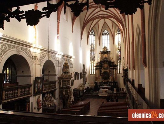 Ile dostaną parafia katolicka i prawosławna w Oleśnicy na remonty?