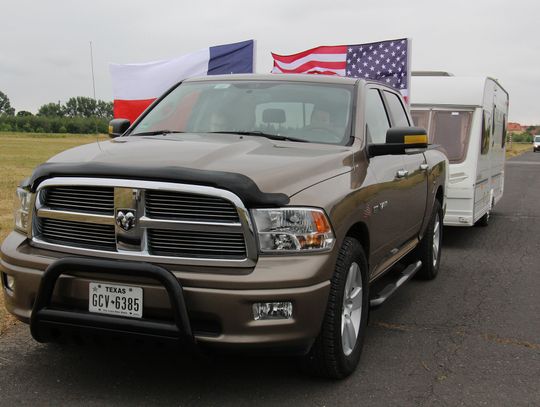 Jadą, jadą auta na American Cars Mania