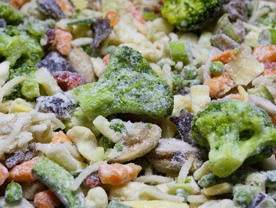 Jak działa zamrażarka szokowa i dlaczego jest niezbędna w gastronomii?