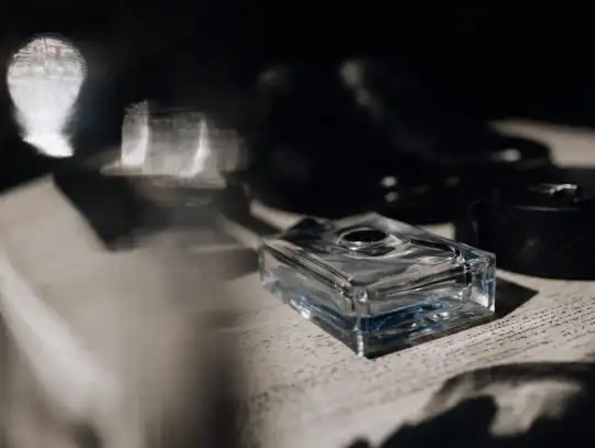 Jak wybrać odpowiedniki perfum? Poznaj ofertę Flow Perfumes
