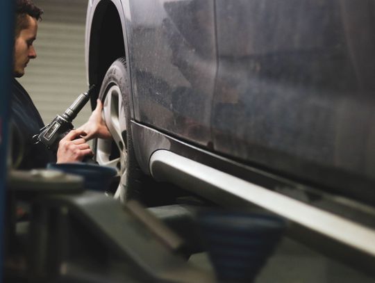 Jakie prace warto wykonać przy samochodzie wiosną?