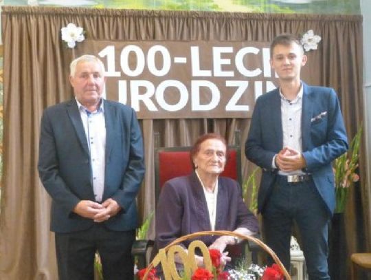 Janina Śliwka z Siekierowic w gminie Dobroszyce skończyła 100 lat
