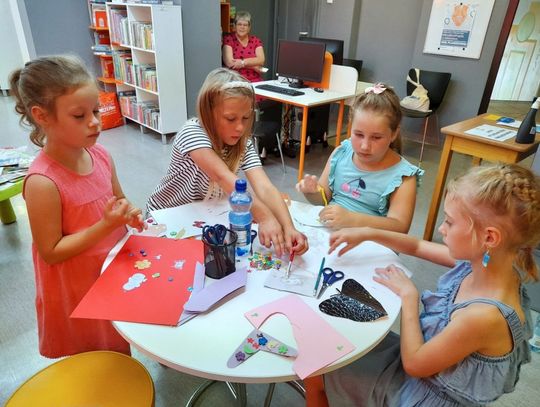 Kolejne artystyczne zajęcia z Ciocią Kicią w Oleśnicy
