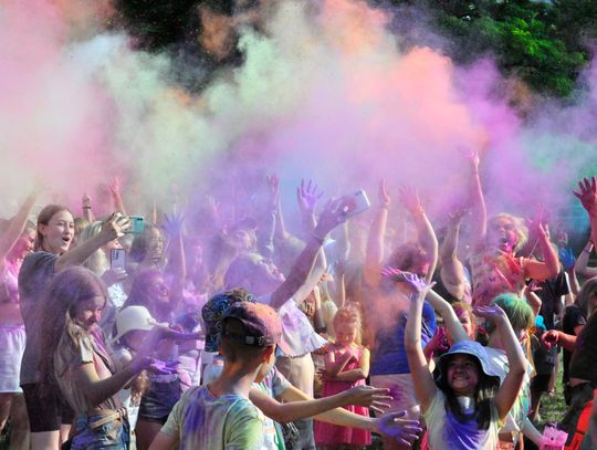 Kolorowi oleśniczanie, czyli Kolor Fest w Oleśnicy