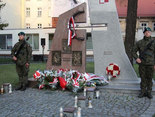 Komu w Oleśnicy oddać hołd w rocznicę zbrodni katyńskiej?