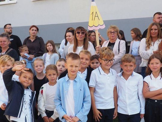 Koniec wakacji. Uczniowie wrócili do szkół
