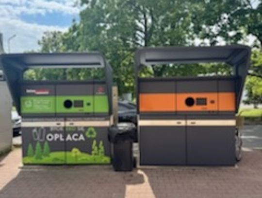 Koniec z kolejkami! Intermarche w Oleśnicy postawiło drugi butelkomat – klienci odetchnęli z ulgą