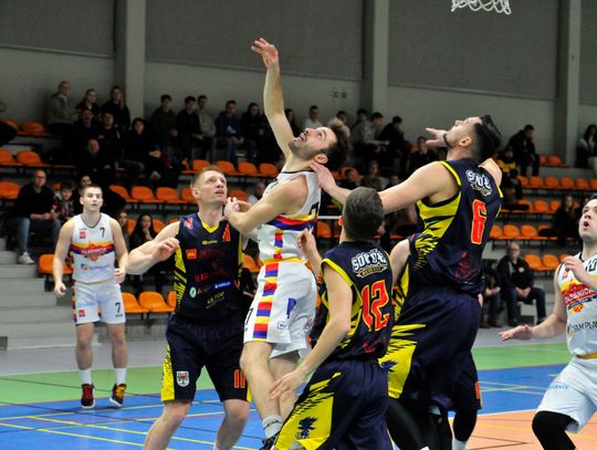 Koszykarze Team-Plastu Oleśnica zagrali z liderem II ligi (FOTORELACJA)
