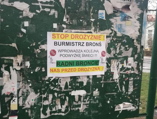 Kto usunął plakaty o drożyźnie w Oleśnicy?