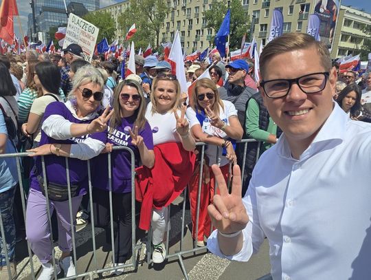 Kto z Oleśnicy pojechał na Marsz Patriotów?