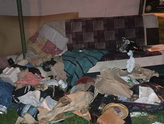 Kto zabierze śmieci z Kościelnej?