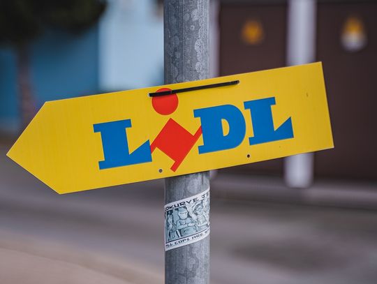 Lidl numer dwa i minigaleria w Oleśnicy