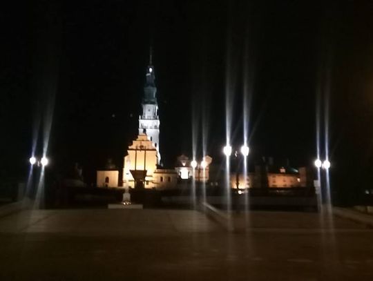Maturzystów nocne czuwanie