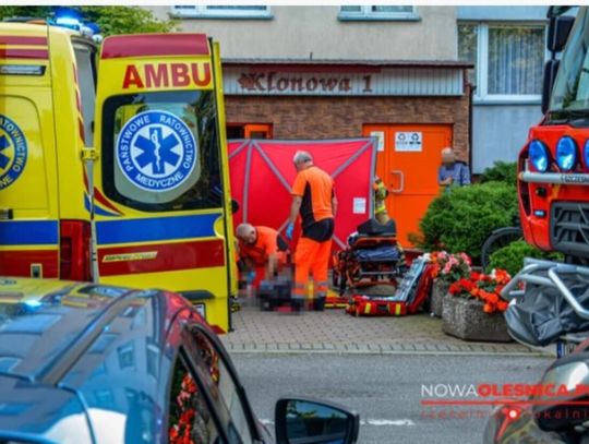Mężczyzna wyskoczył z okna budynku przy Klonowej (AKTUALIZACJA)