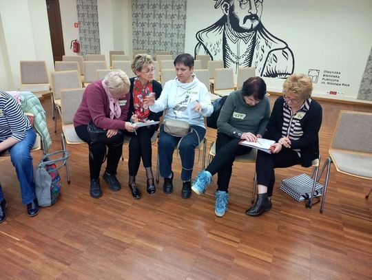 Międzynarodowy start projektu "Polska dla początkujących i zaawansowanych" w bibliotece 
