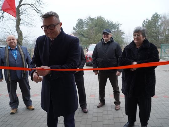 Mieszkańcy Ostrowiny doczekali się – nowa, nowoczesna świetlica już otwarta
