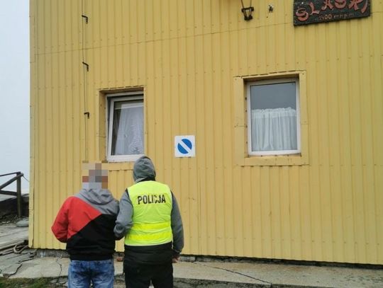 Mieszkaniec Oleśnicy ukrywał się... u podnóża Śnieżki