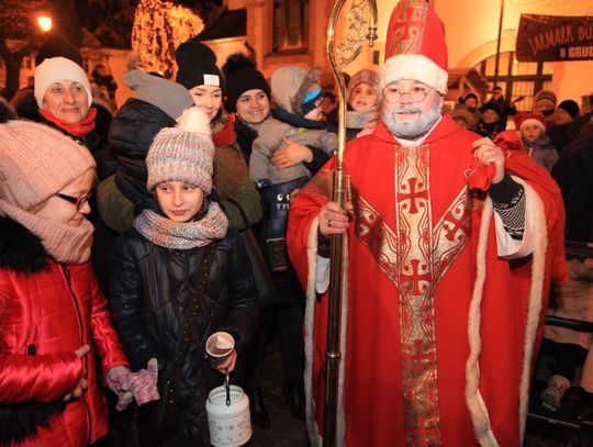 Mikołaj na twardogórskim Rynku 